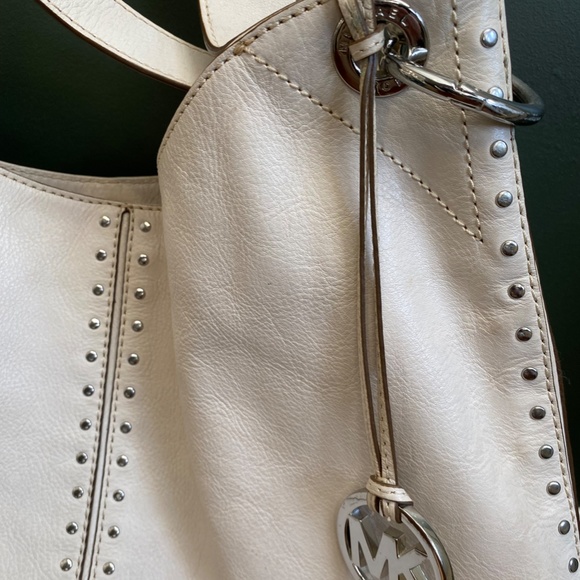 Michael Kors Large White Satchel - Picture 2 of 6